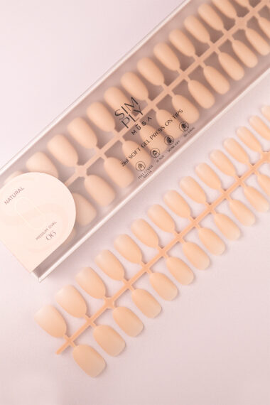 Soft gel press on Tip Natural Medium Oval 06