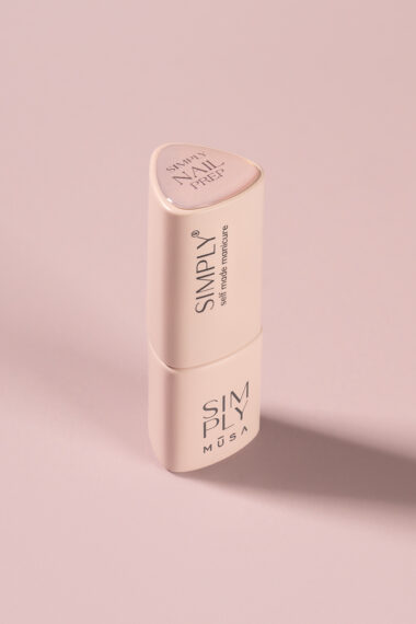 Nail prep Simply Musa